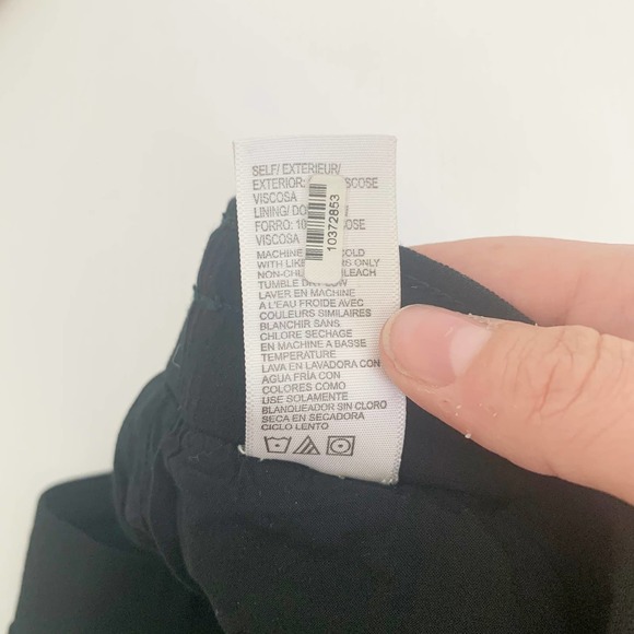 James Perse Solid Black Slouchy Crepe Casual Pants Women's Size 0 - Picture 8 of 9